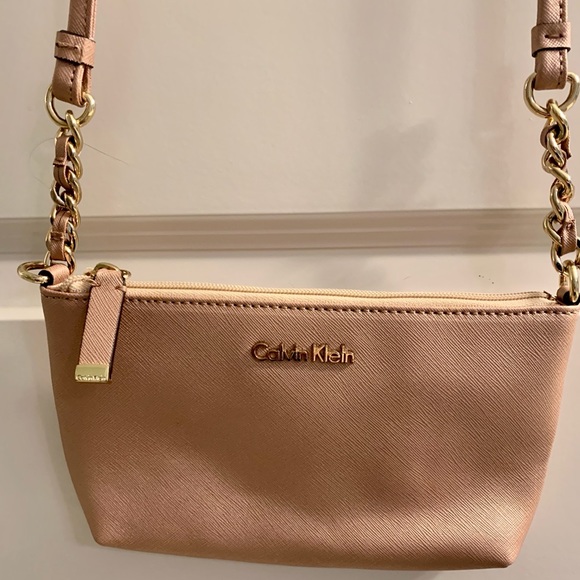Calvin Klein Crossbody Handbag - Picture 4 of 4